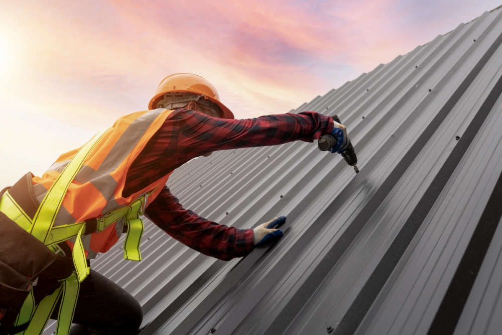 Building Envelope Upgrade: Can Metal Panels Breathe New Life into Aging ...